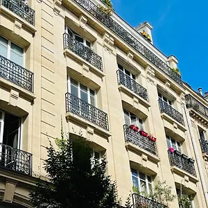 centre-dernier-etage-vue-ascenseur-apartment.fr-paris.fr/
